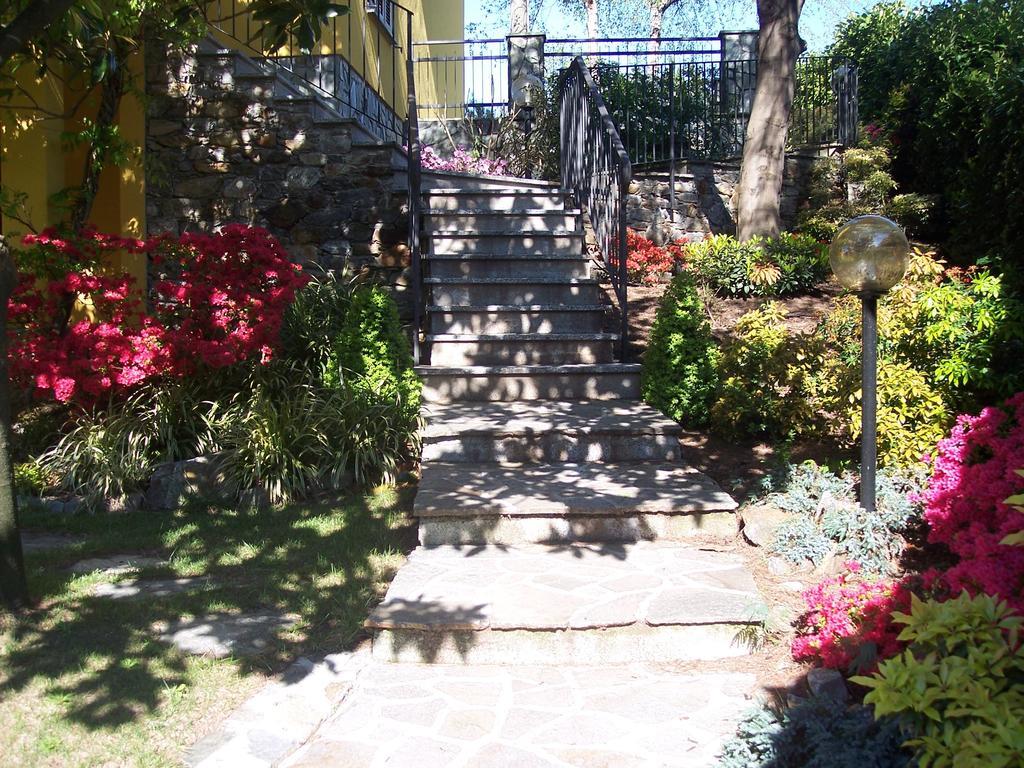 Villa Mimosa Колико Стая снимка